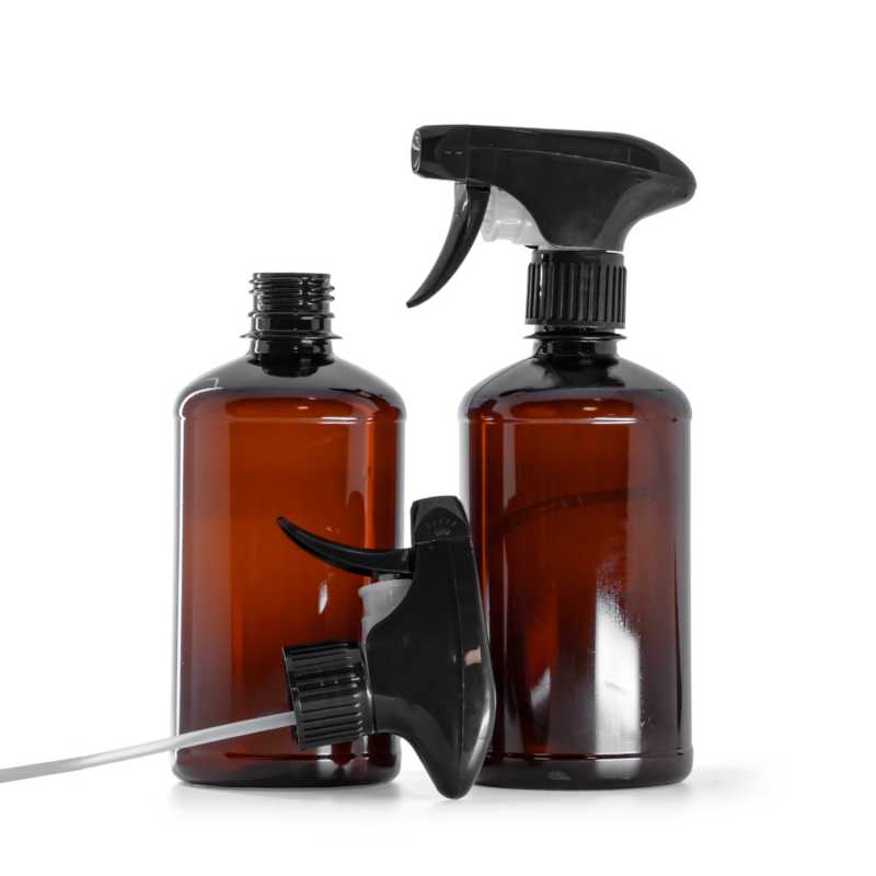Bouteille en plastique marron, vaporisateur à gâchette noir, 500 ml